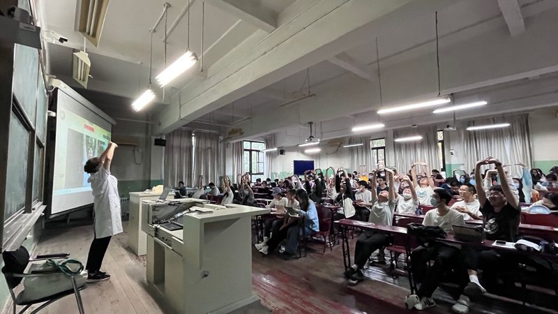 成都中医诊所拔罐疗法：揭秘价格背后的秘密